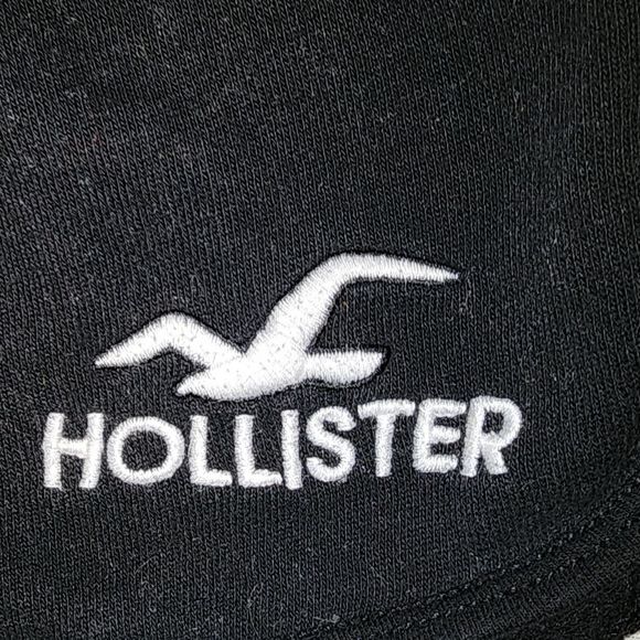 {SOLD} Nike & Hollister Lot - 2 pairs Sweat Shorts - Picture 7 of 9